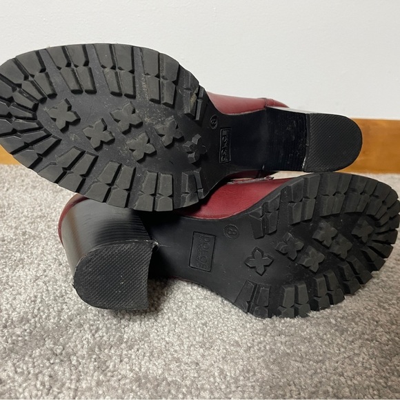 Dolce by Mojo Moxy WitchyFaux leather Red-burgundy‎ ankle boot Whimsigoth Size 8 - Picture 11 of 12